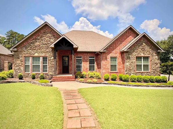 2307 Valley Dr, Searcy, AR 72143