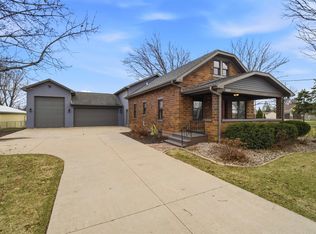 1881 W Main St, Appleton, WI