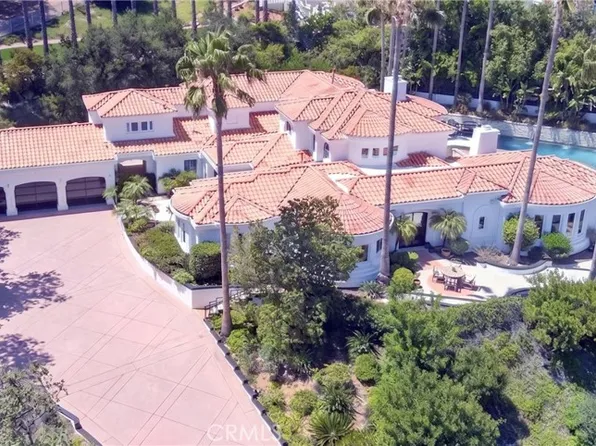 1377 Pathfinder Ave, Westlake Village, CA 91362