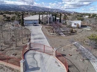 9532 Colfax Rd, Pinon Hills, CA 92371