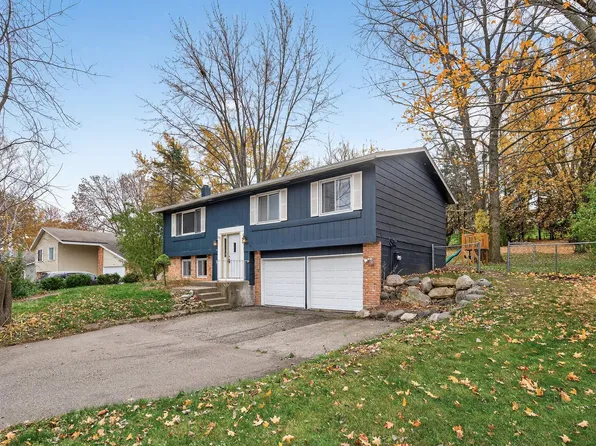16941 Gannon Way W, Rosemount, MN 55068
