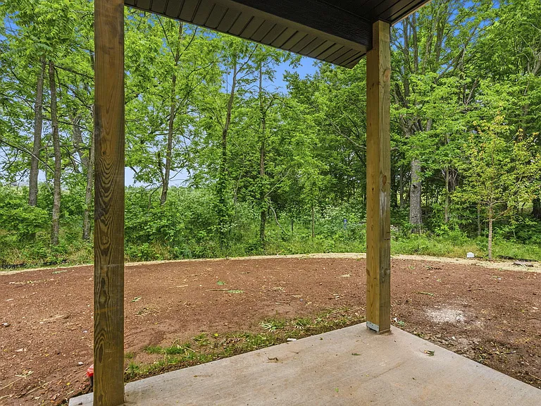 2175 W Parkview Ave — Photo 15