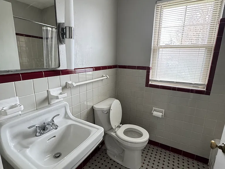 2464 Grinstead Dr #1 — Photo 13