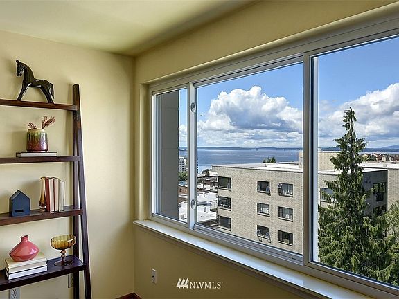 4th image of 919 2nd Avenue W #603