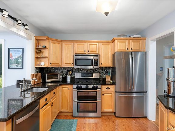 3rd image of 31 Wasson Drive