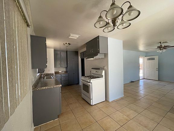 2nd image of 1108 E Virginia Way