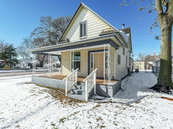 963 S Dodge Ave, Wichita, KS 67213