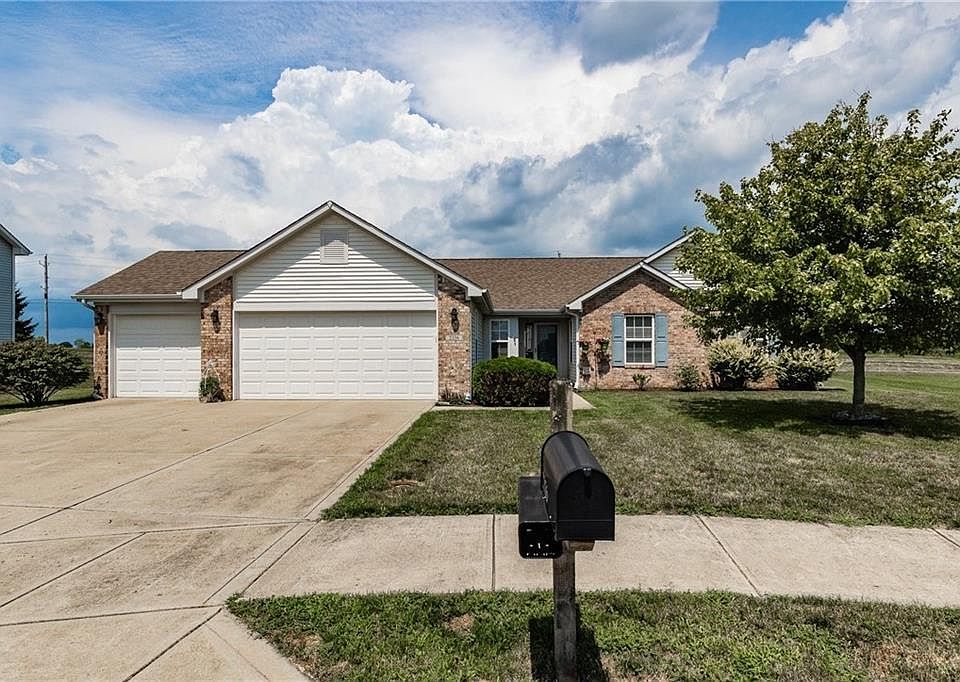 1st image of 2336 Sante Fe Dr