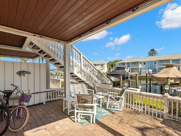 5243 Beach Dr SE #B — Photo 17