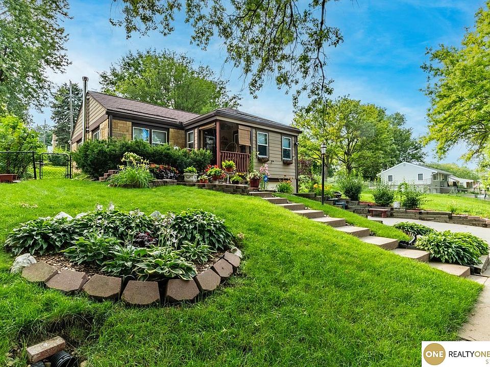 71 Country Club Rd, Ralston, NE 68127 Zillow