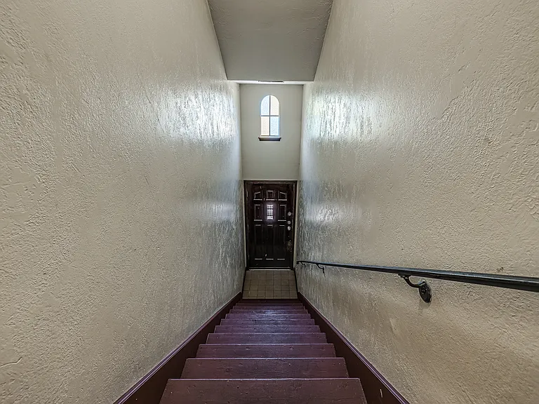 4132 NW 36th St #7 — Photo 8