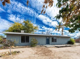 9735 5th St, Hesperia, CA 92345