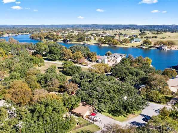 waterfront homes for sale kingsland tx