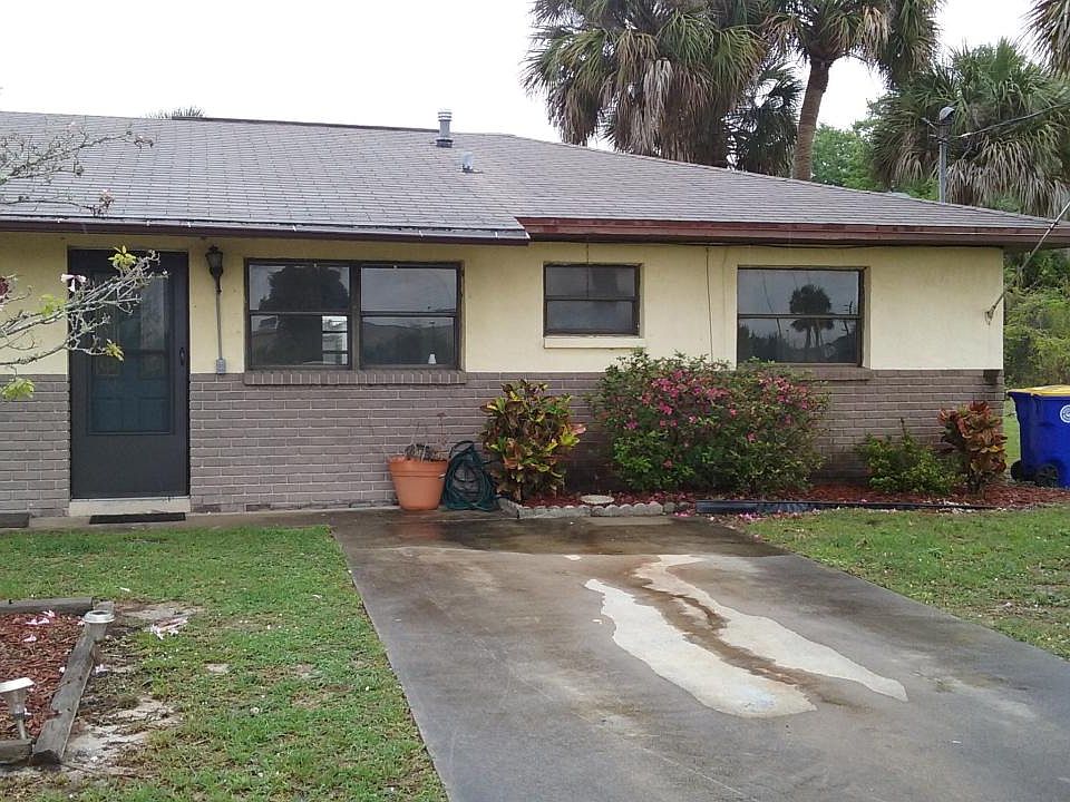 1st image of 806 Angela Ave APT A