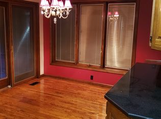 3648 SW Indian Hills Pl, Topeka, KS 66614