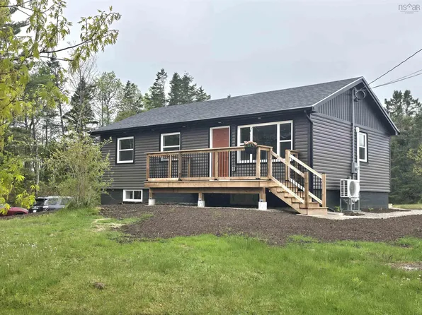 3148 Highway 3, East Chester, NS B0J 1J0