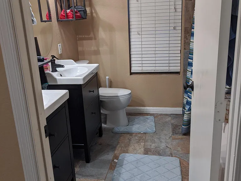 Master bath with shower and garden tub