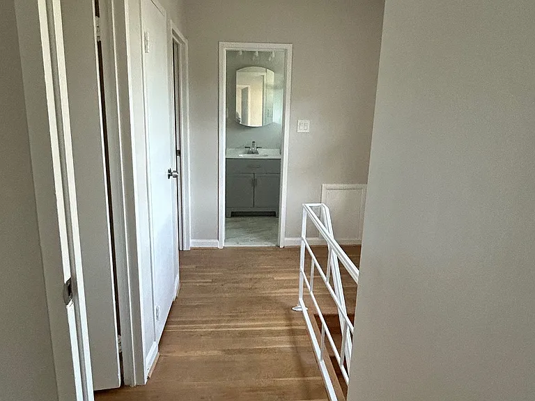 5319 Pooks Hill Rd — Photo 10