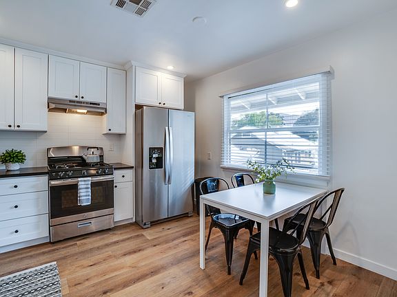 5th image of 515 Lincoln Ave