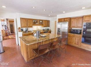 6 Cloudstone Dr, Santa Fe, NM 87505