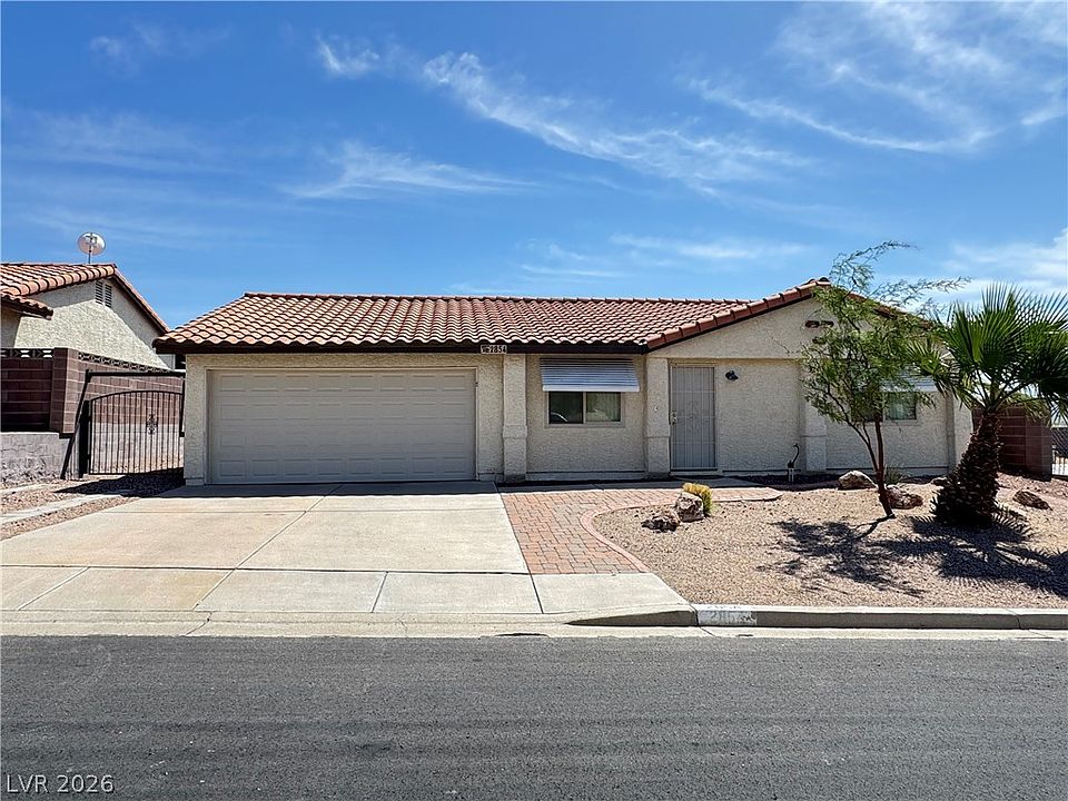 1st image of 2854 La Palma Dr