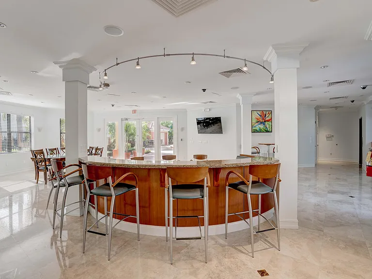 200 Uno Lago Dr #105 — Photo 36