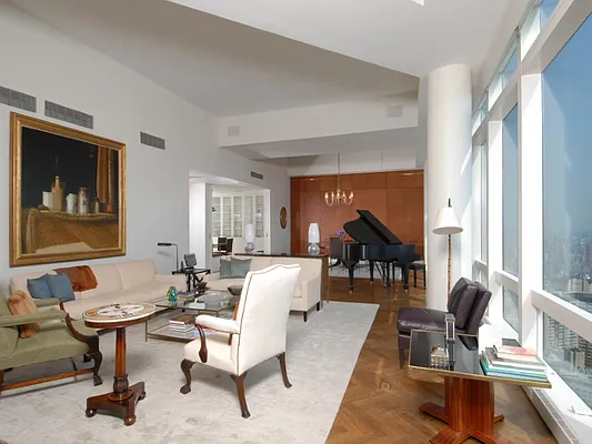 Rented by Sotheby's International Realty | media 2