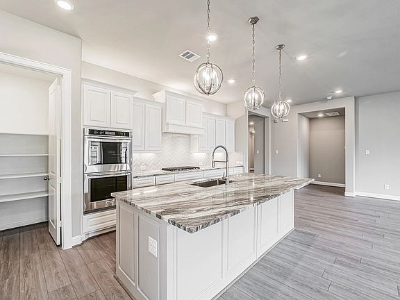 Homesite 1306 kitchen