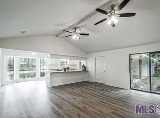 5525 Mapleton Dr, Greenwell Springs, LA 70739