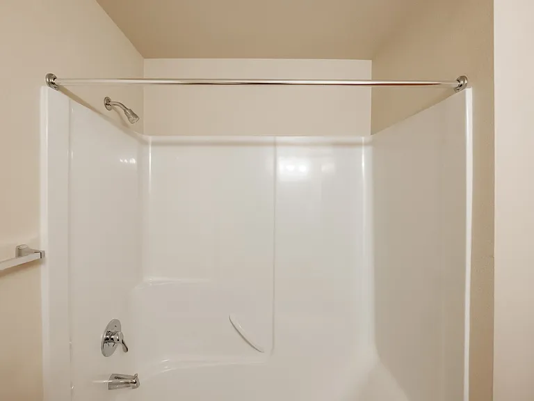Lafayette Place Apartments — Photo 138