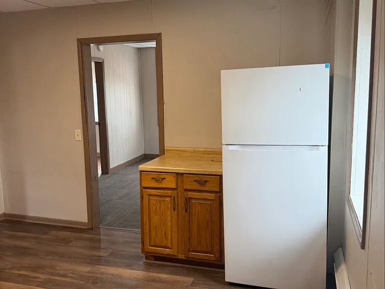 122 Soo Ave E #1 — Photo 2