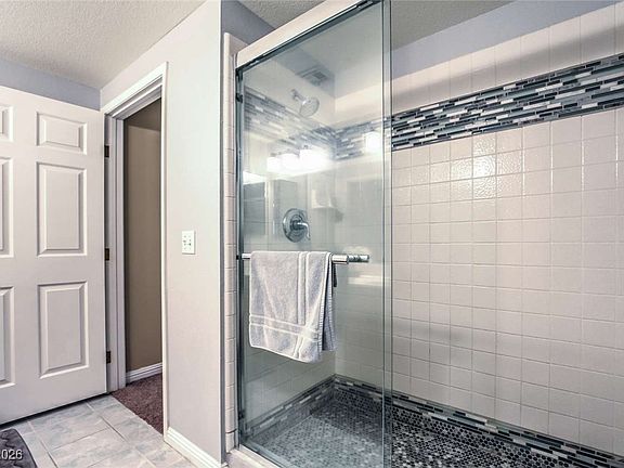 4th image of 10525 Autumn Pine Ave APT 102