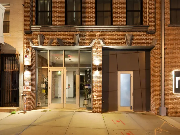 650 Montgomery Street image 2 of 33