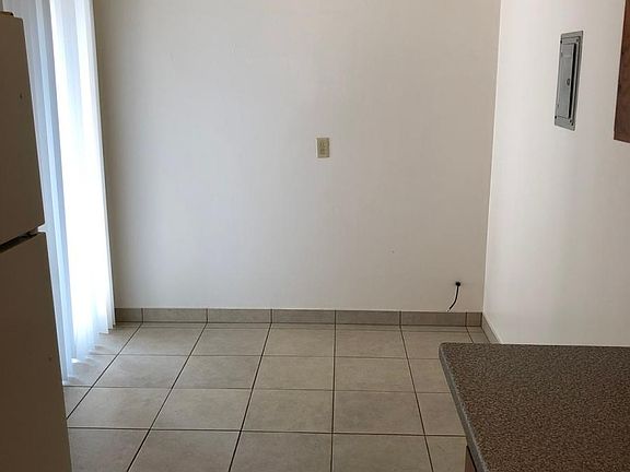 2nd image of 230 E San Salvador St APT 3