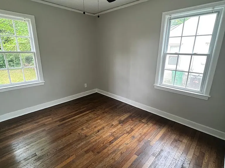 2325 Bancroft St — Photo 12
