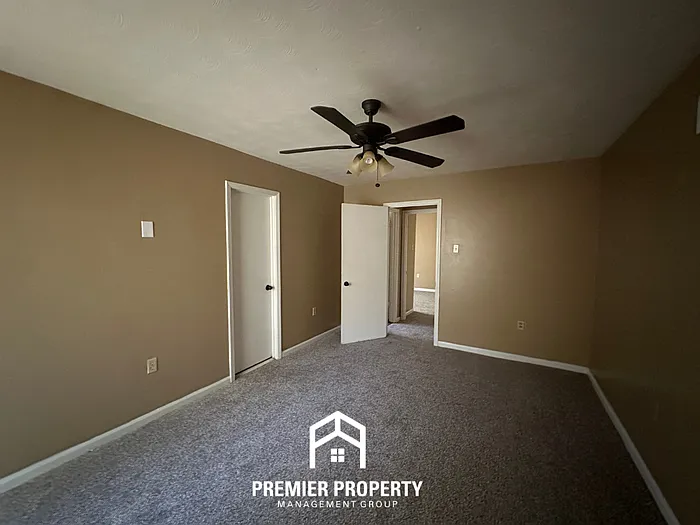 5337 Yale Rd — Photo 13