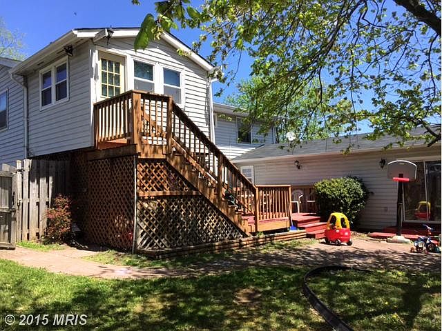 2nd image of 1204 E Lee Rd