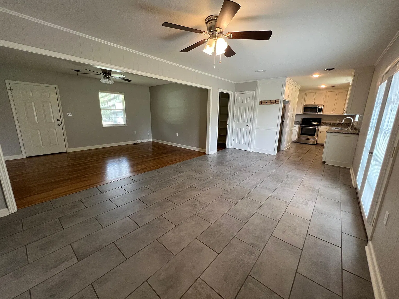 3 bed, 1456 sqft, $1,700 — Photo 2