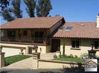 3560 Elm Dr, Calabasas, CA 91302