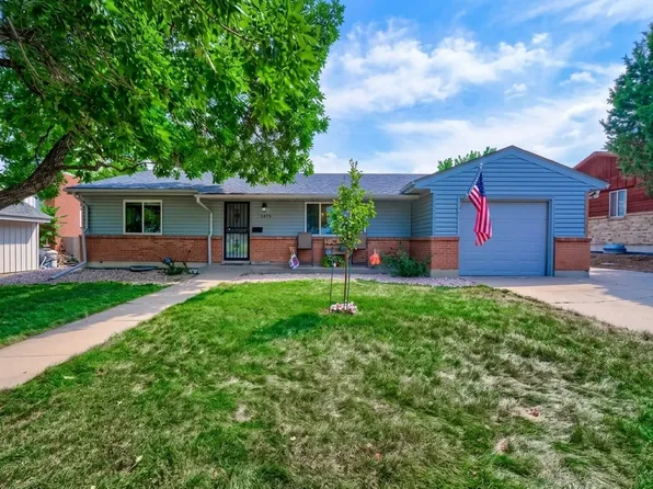 3690 W Latonka Rd, Littleton, CO 80123