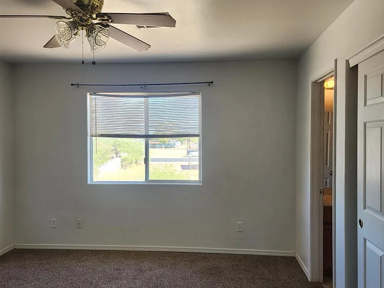 232 W Elm Ave #B — Photo 7