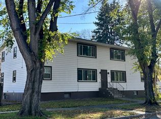 1020 5th St S APT 4, Fargo, ND 58103