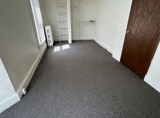 3 Bedroom 1 Bathroom Near Campus, La Crosse, WI 54601
