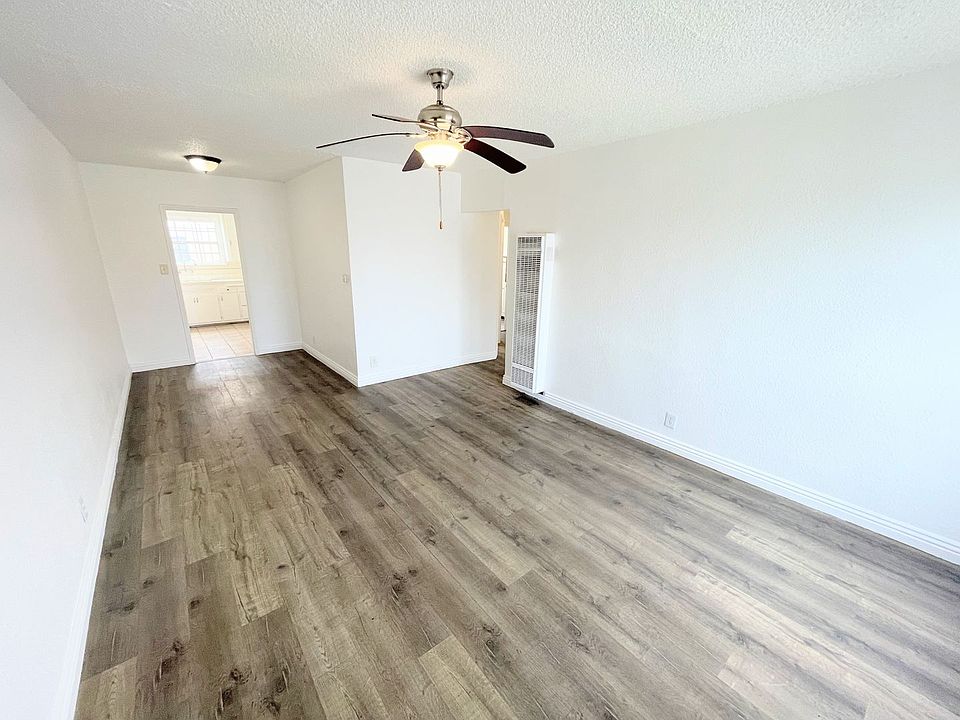1st image of 3482 Hyde Park Blvd #0