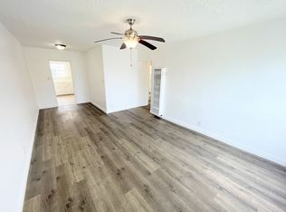 3482 Hyde Park Blvd #0, Los Angeles, CA 90043