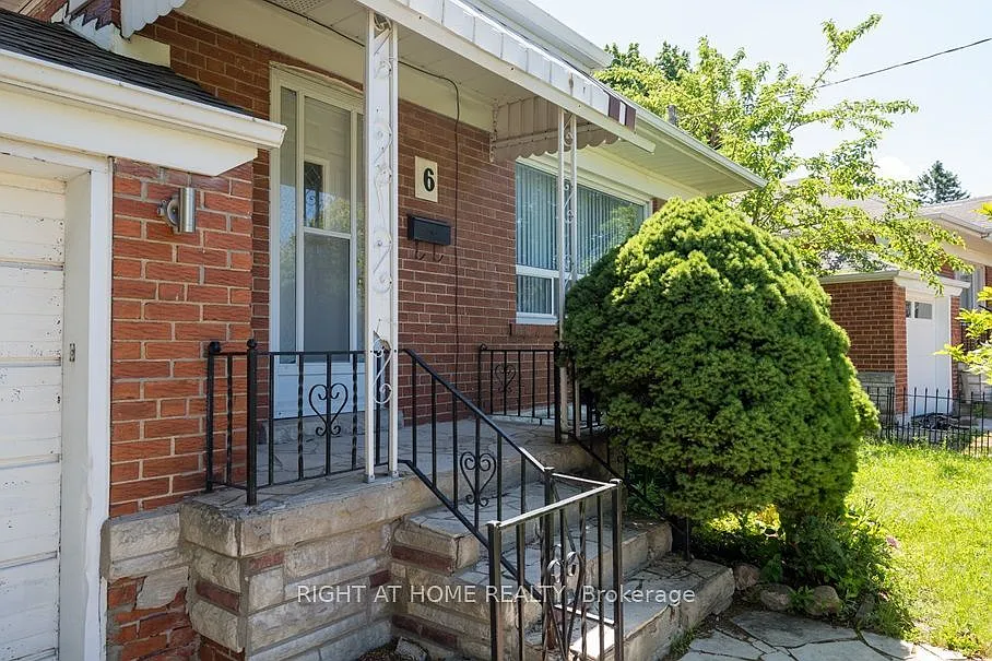 6 Bellvare Cres #MAIN HOUSE