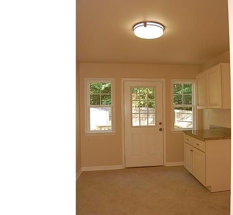 3rd image of 2910 Midlothian Tpke