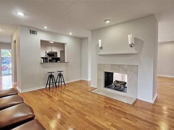 4th image of 3711 Holland Ave APT 206