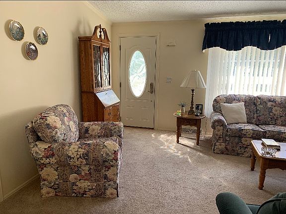 3rd image of 705 Ashley Ln
