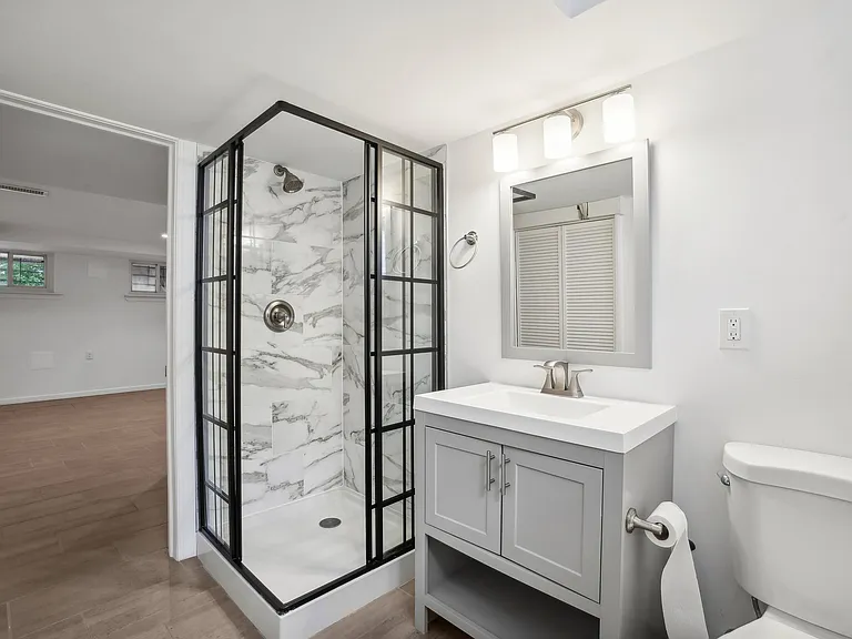1781 Lyman Pl NE — Photo 10